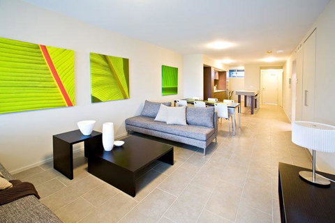 Lanai Riverside Apartments - Accommodation Search 2