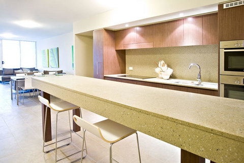 Lanai Riverside Apartments - Accommodation Search 21