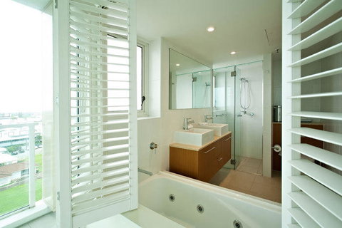 Lanai Riverside Apartments - Accommodation Search 38