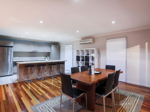 Hamilton Executive - Accommodation Search 3