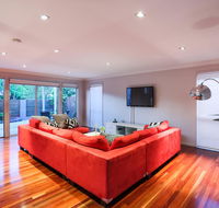Hamilton Executive - Accommodation Search