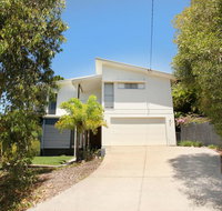224 Centenary Heights Road Coolum Beach 500 Dollar Bond Linen Included - Accommodation Search