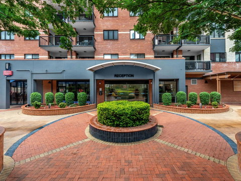 Central Brunswick Apartment Hotel - Accommodation Search 0