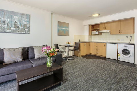 Central Brunswick Apartment Hotel - Accommodation Search 27