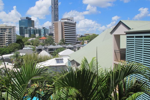 Spring Hill Mews Apartments - Accommodation Search 30
