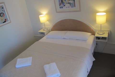 Spring Hill Mews Apartments - Accommodation Search 13