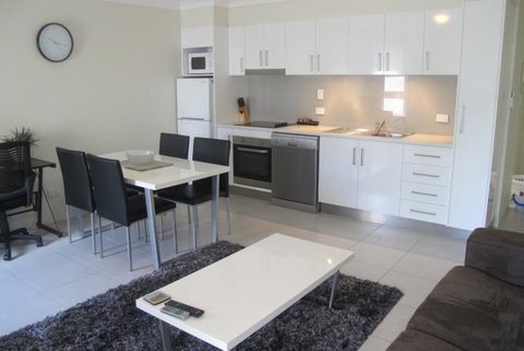 Spring Hill Mews Apartments - Accommodation Search 15