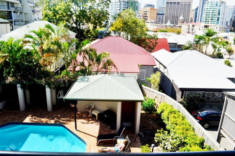 Spring Hill Mews Apartments - Accommodation Search 11