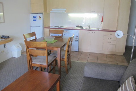 Spring Hill Mews Apartments - Accommodation Search 25