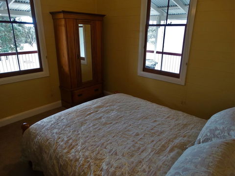 Loughmore House - Accommodation Search 10