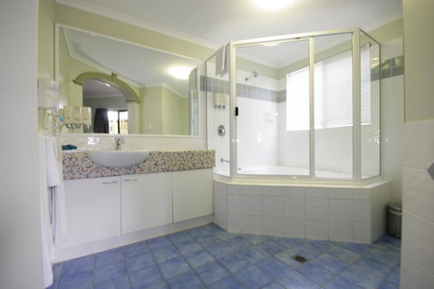 Mackay Resort Motel - Accommodation Search 13