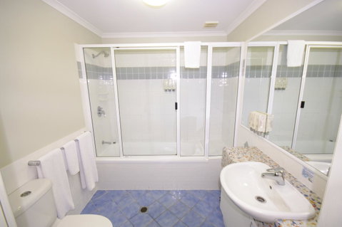 Mackay Resort Motel - Accommodation Search 4