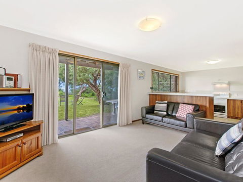 Waters Edge - Accommodation Search 1