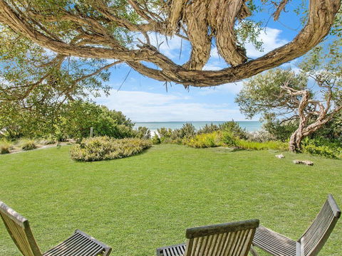 Waters Edge - Accommodation Search 0