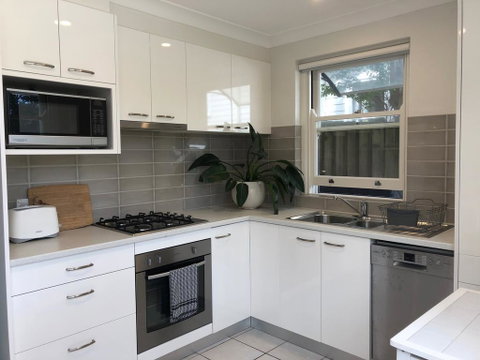 Waterview Cottage - Accommodation Search 0