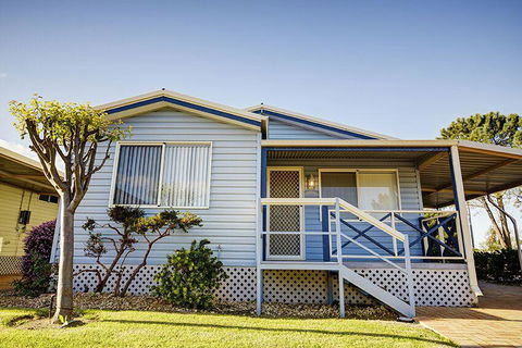 Wavecrest Village & Tourist Park - Accommodation Search 0