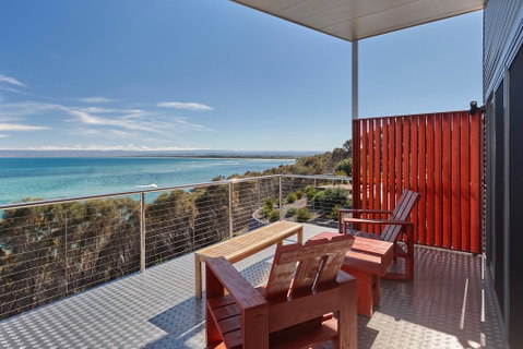 Whale Watcher 1 - Accommodation Search 1