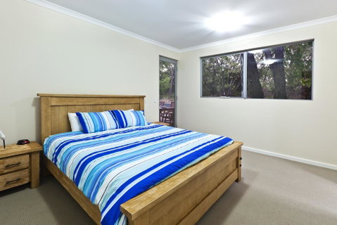 Whatmans Beach House - Accommodation Search 2