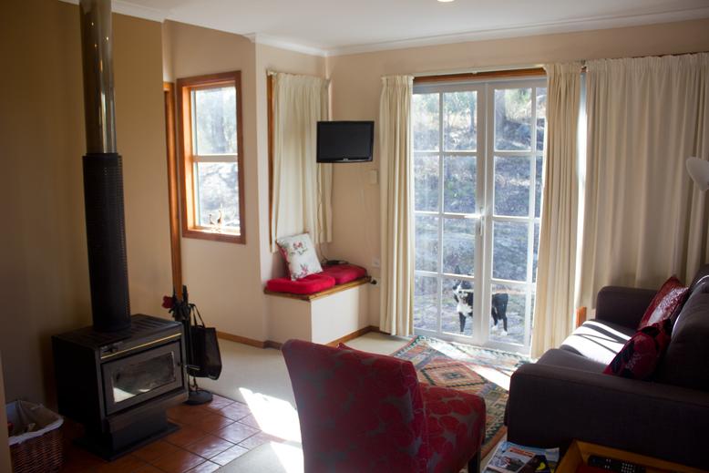 Dalcouth QLD Accommodation Search