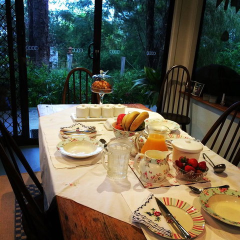 Whispering Pines Bed And Breakfast - Accommodation Search 3