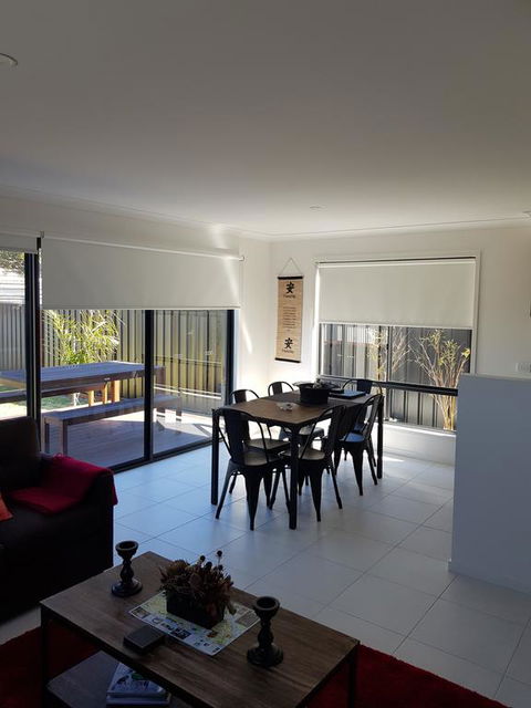 White Caps B - New Styles & Spacious Home - Accommodation Search 1