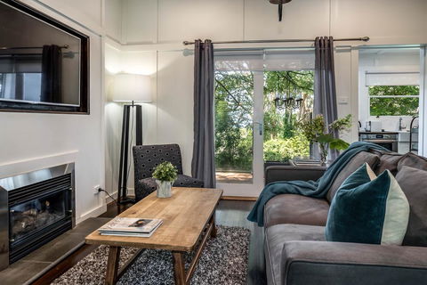 White Gates - Accommodation Search 3