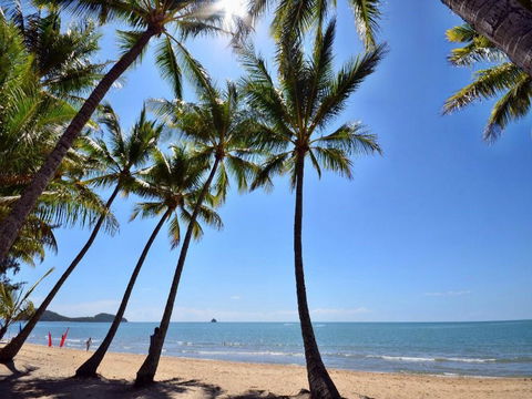 Whitehouse - Palm Cove - Accommodation Search 3