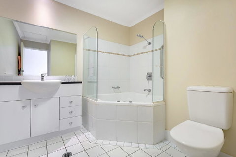 Whitesands, Unit 113/41-45 Shoal Bay Road - Accommodation Search 1