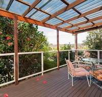Wildflowers  Fingal Bay - Accommodation Search
