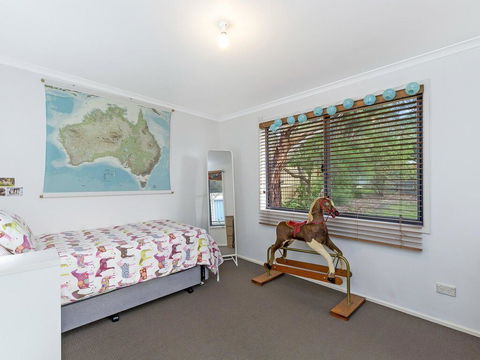 Willan - 43 Powling Street - Accommodation Search 2