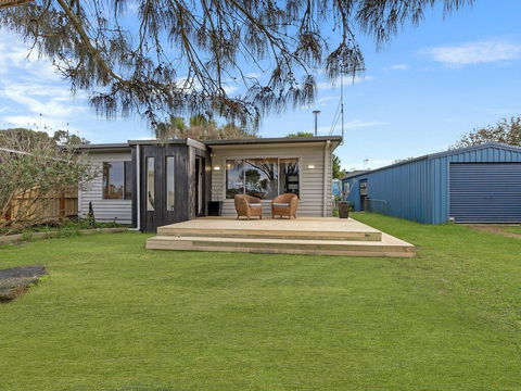 Willan - 43 Powling Street - Accommodation Search 0