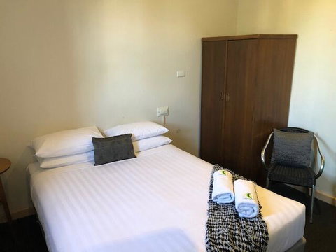 William Farrer Hotel - Accommodation Search 1