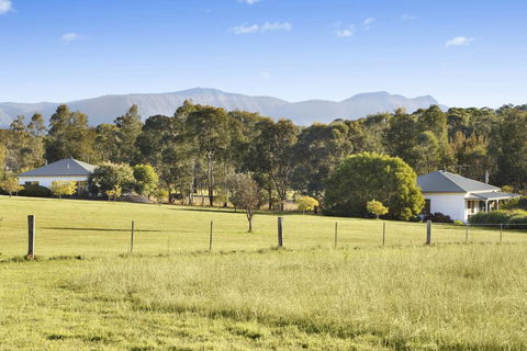 Windsors Edge Cottage Pokolbin - Accommodation Search 1
