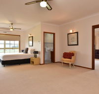 Wine Country Homestead 1br Studio - Accommodation Search