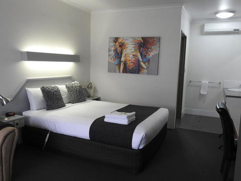 Wine Village Motor Inn - Accommodation Search 1