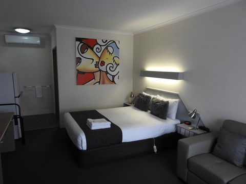 Wine Village Motor Inn - Accommodation Search 3