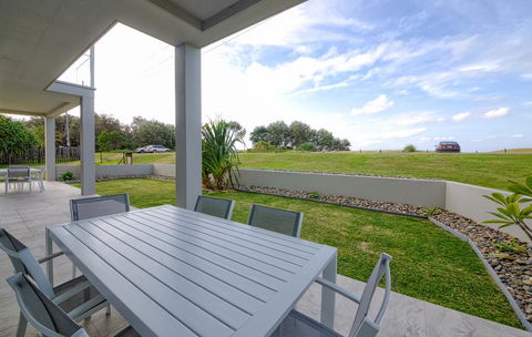 Woolgoolga By The Sea - Accommodation Search 1