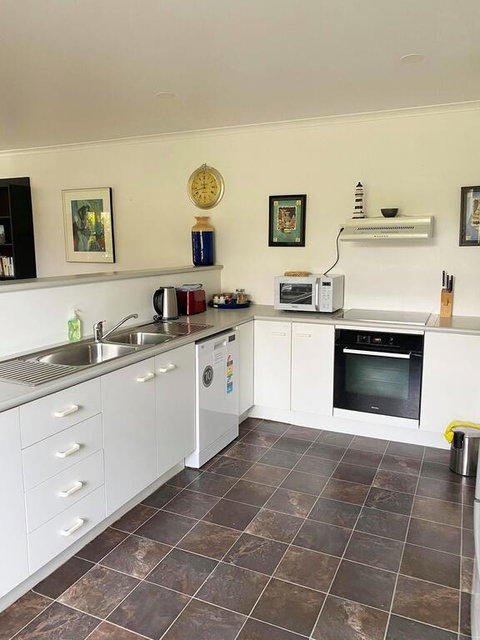 Woorim Secluded Palms Villa - Accommodation Search 3