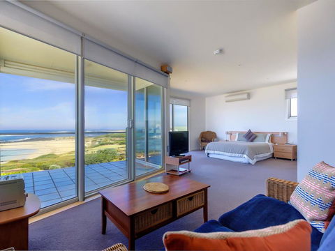 WYTONIA 3 PENTHOUSE - Accommodation Search 0