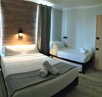 Yamba Central Hotel and Backpackers - Accommodation Search