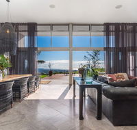 Your Luxury Escape - Horizon - Accommodation Search