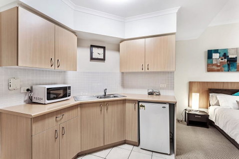 Zenith Studio, Unit 3/10 Messines Street - Accommodation Search 1