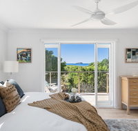Zephyr on Sapphire - Accommodation Search