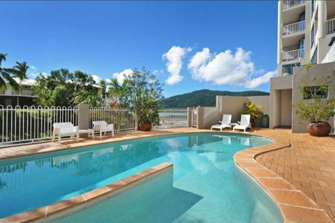 AirliediseNO HillsKitchen5min Walk 2 Ferry TerminalWiFiNetflix - Accommodation Search 3