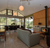 Elfin Hill Vineyard Accommodation - Accommodation Search