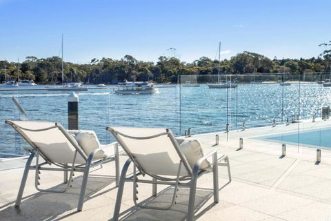 Affordable Riverfront, Pool, Private Pontoon - Accommodation Search 1