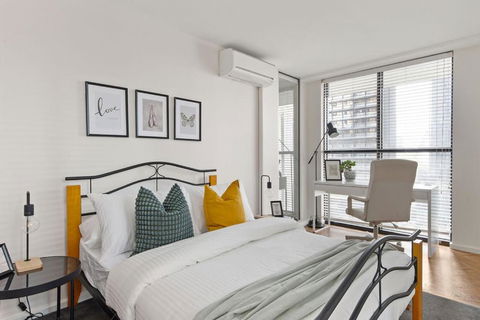 A 2BR Loft Near Melbourne Central FREE Parking - Accommodation Search 0