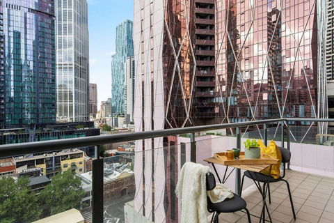 A 2BR Loft Near Melbourne Central FREE Parking - Accommodation Search 2
