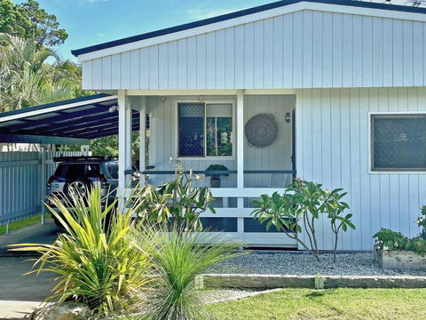 A AMITY BEACH BABY - Accommodation Search 0