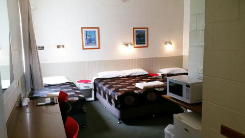 A&A Lodge Motel - Accommodation Search 1